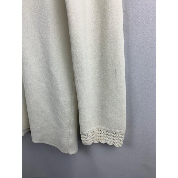 Cable & Gauge White Crochet Trim V-Neck Sweater Medium - Picture 3 of 6